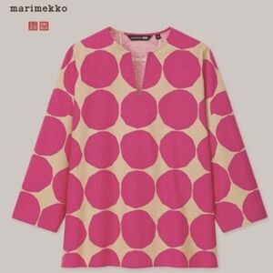 Marimekko × Uniqlo Dots Linen Top